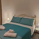 Mareluna Luxury דירה